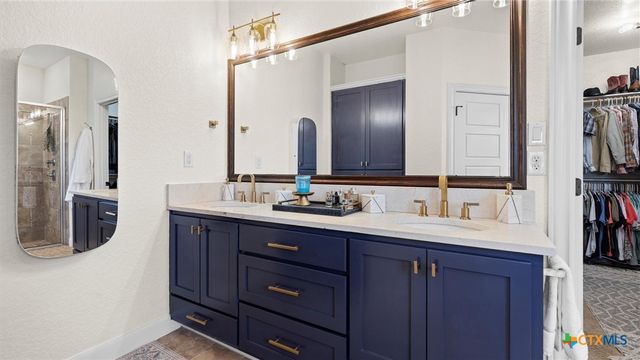619 Cambridge Drive, New Braunfels, TX 78132