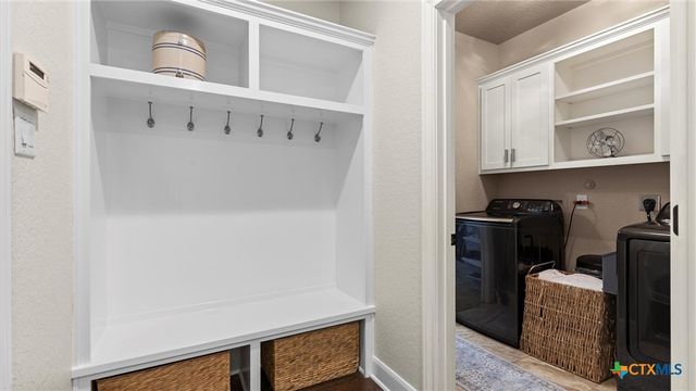 619 Cambridge Drive, New Braunfels, TX 78132