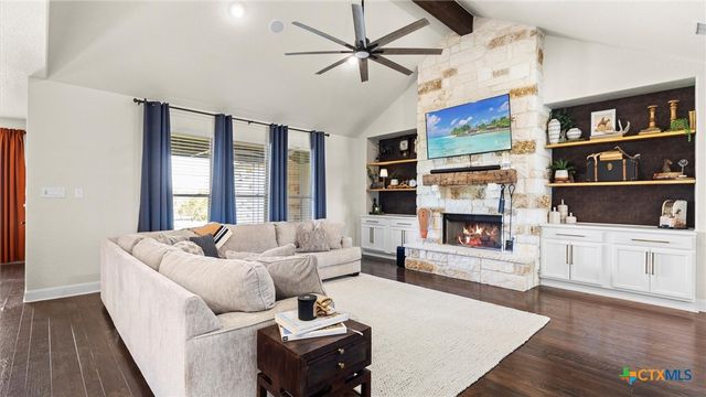 619 Cambridge Drive, New Braunfels, TX 78132