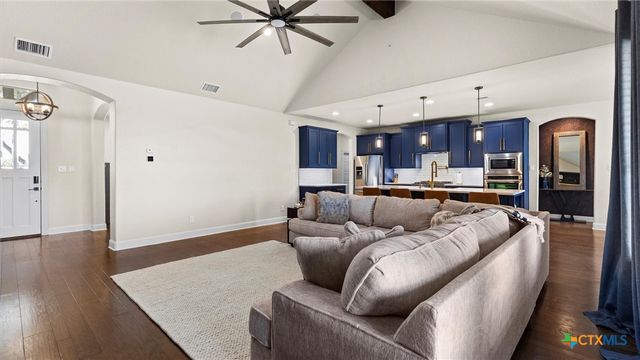 619 Cambridge Drive, New Braunfels, TX 78132