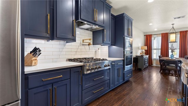 619 Cambridge Drive, New Braunfels, TX 78132