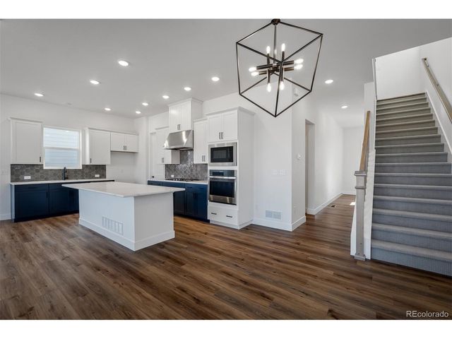 8930 Frolic Vw, Colorado Springs, CO 80924