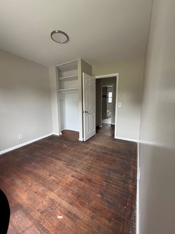 1221 Denton Road, Dothan, AL 36303