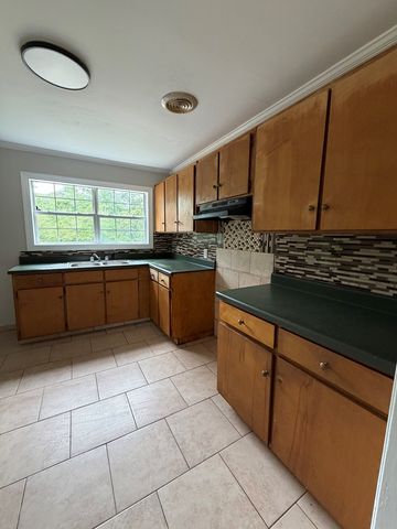 1221 Denton Road, Dothan, AL 36303