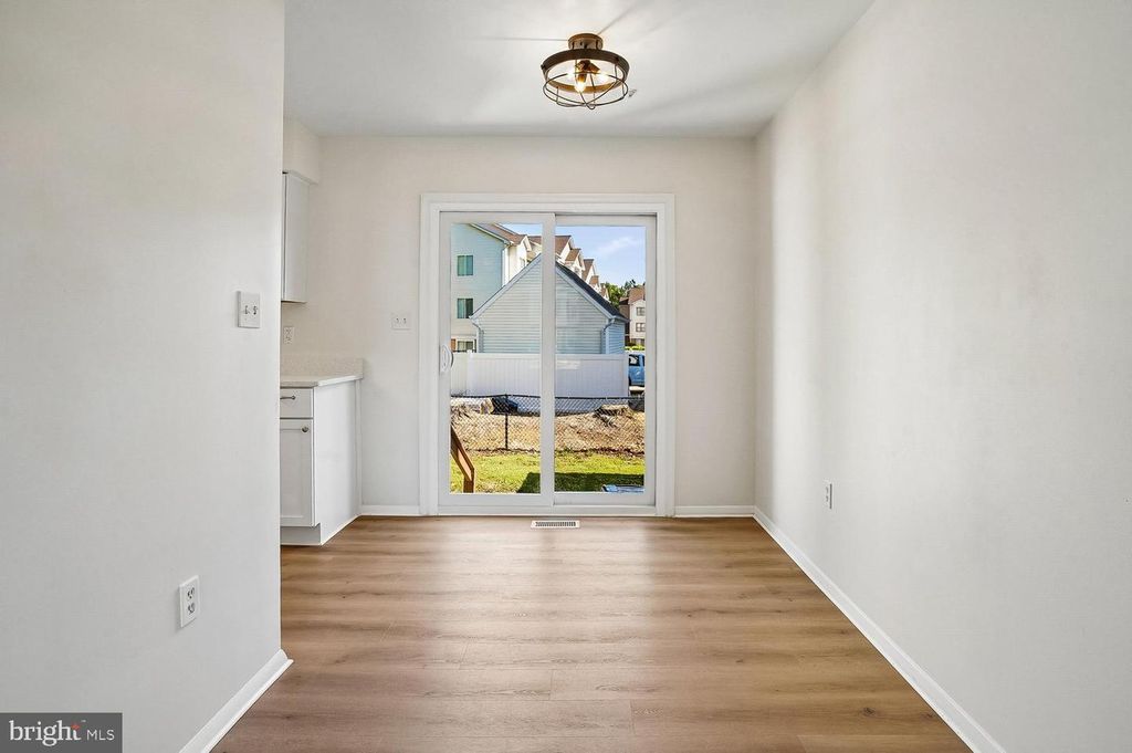 Image 8 of property listing at 9556 SEA GULL CT, North Beach, MD 20714
