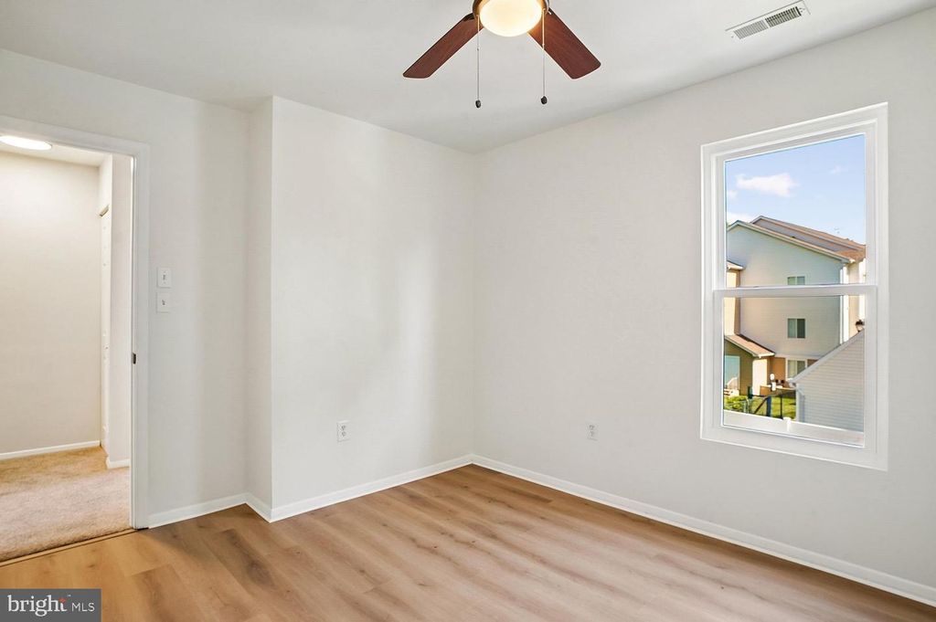 Image 17 of property listing at 9556 SEA GULL CT, North Beach, MD 20714
