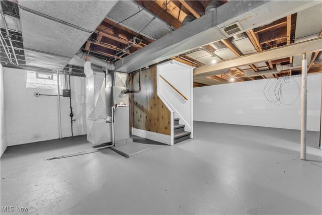 416 E 255th Street, Euclid, OH 44132