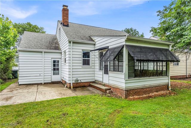 416 E 255th Street, Euclid, OH 44132