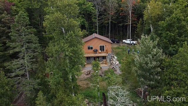 161 Porter Lake Road, Amasa, MI 49903