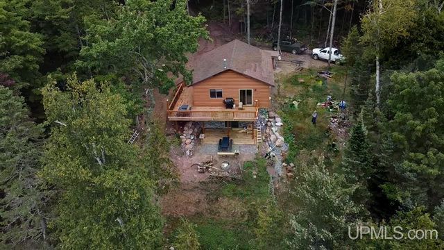 161 Porter Lake Road, Amasa, MI 49903