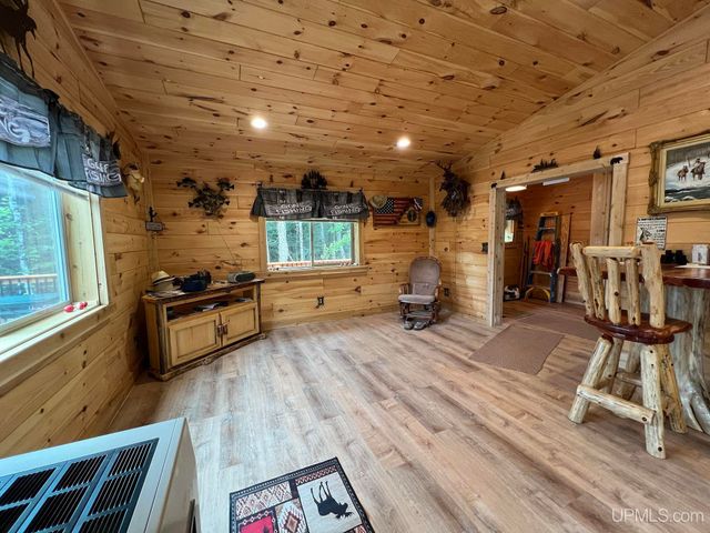 161 Porter Lake Road, Amasa, MI 49903