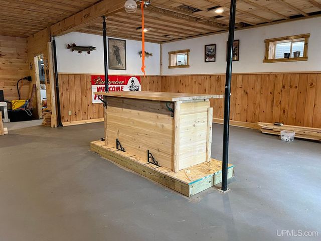 161 Porter Lake Road, Amasa, MI 49903