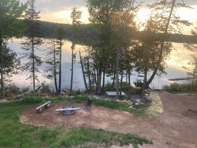 161 Porter Lake Road, Amasa, MI 49903