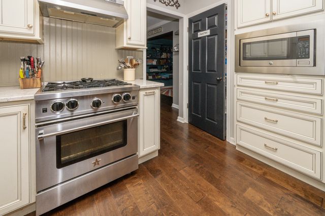 705 Oakridge Drive, Union, KY 41091