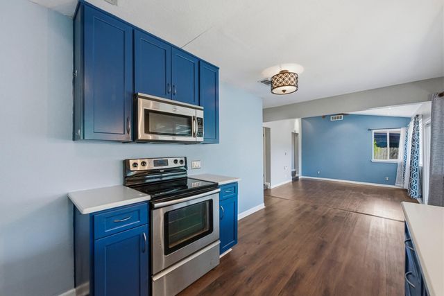 313 Blackberry DR, Austin, TX 78745