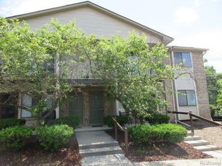 24056 MIDDLEBELT Road 20, Farmington Hills, MI 48336