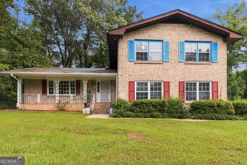4258 Executive Drive, Stone Mountain, GA 30083 — exterior