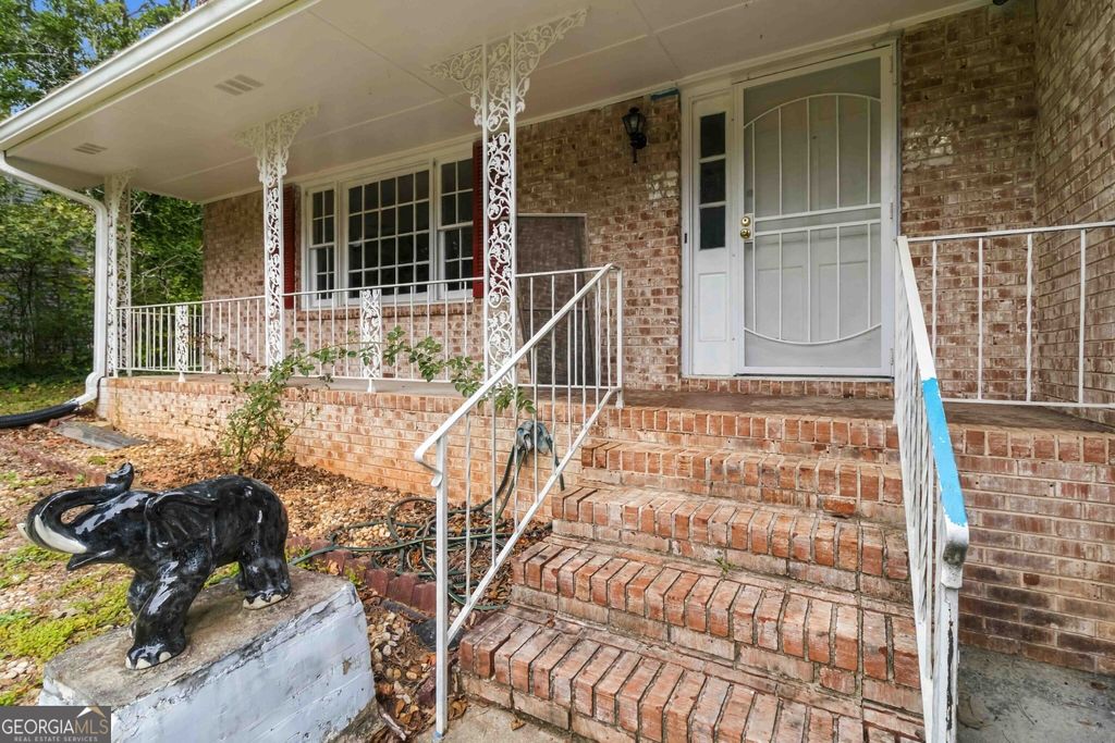 4258 Executive Drive, Stone Mountain, GA 30083 — photo 4
