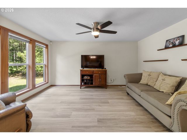 4816 Ne 324TH Ave, Camas, WA 98607
