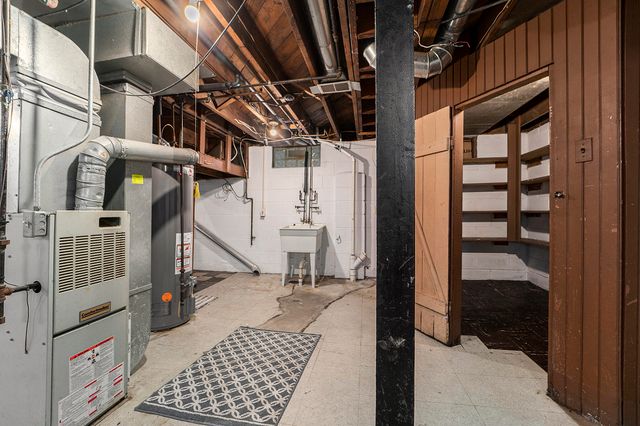 7904 Mead Street, Dearborn, MI 48126