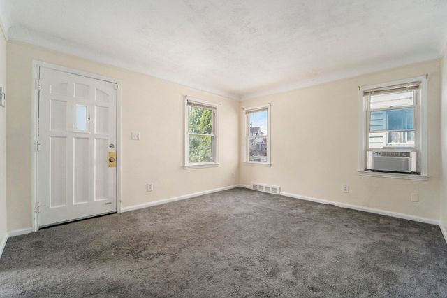 7904 Mead Street, Dearborn, MI 48126