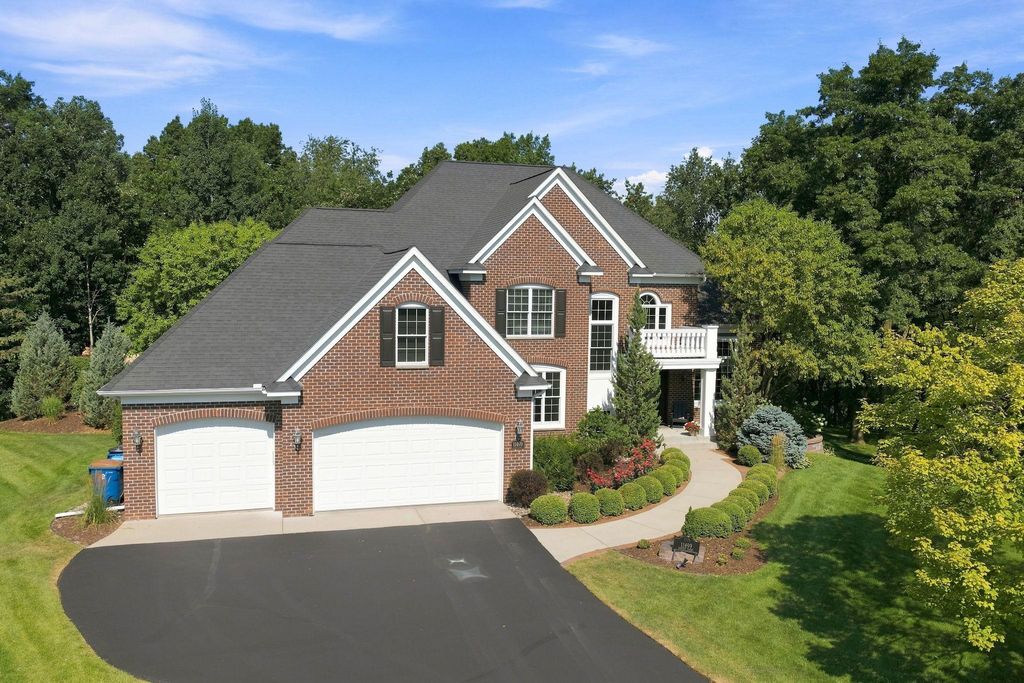 11499 Ashley Court, Inver Grove Heights, MN 55077 — exterior