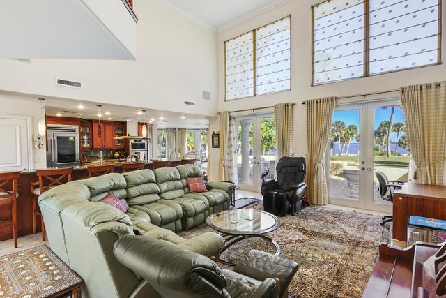 3343 S Indian River Drive, Fort Pierce, FL 34982