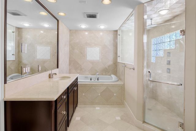 3343 S Indian River Drive, Fort Pierce, FL 34982