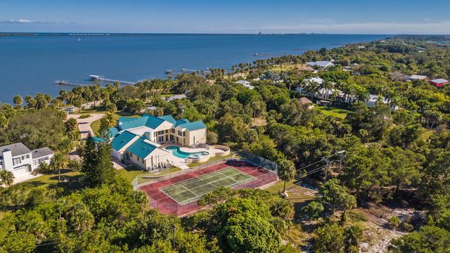 3343 S Indian River Drive, Fort Pierce, FL 34982