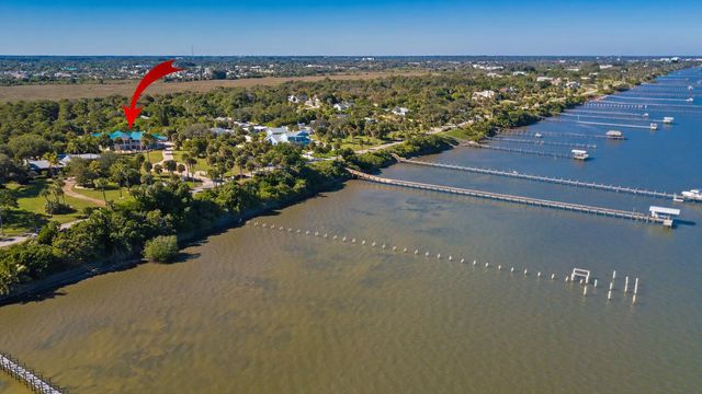 3343 S Indian River Drive, Fort Pierce, FL 34982