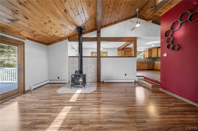 18 Harvest Drive, Oswego, NY 13126