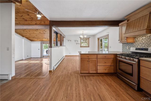 18 Harvest Drive, Oswego, NY 13126