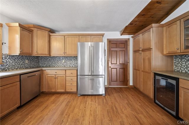 18 Harvest Drive, Oswego, NY 13126
