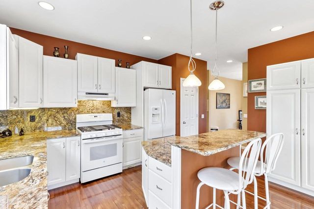 5501 Sandhill Drive, Middleton, WI 53562