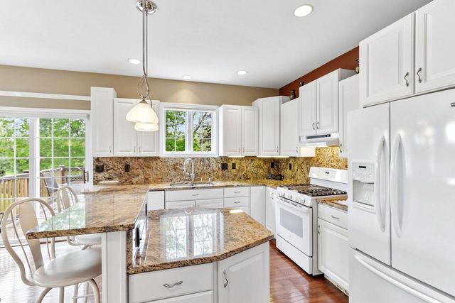 5501 Sandhill Drive, Middleton, WI 53562