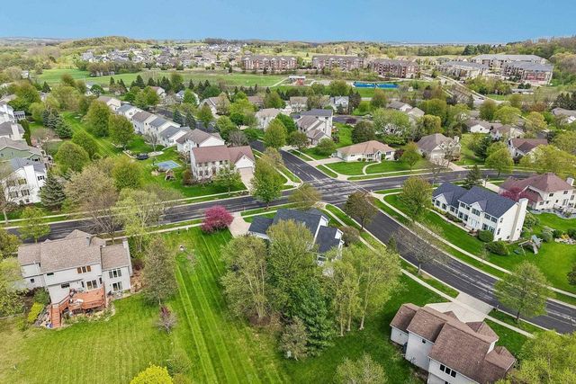 5501 Sandhill Drive, Middleton, WI 53562