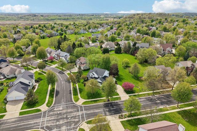5501 Sandhill Drive, Middleton, WI 53562