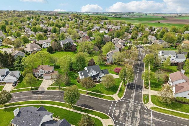 5501 Sandhill Drive, Middleton, WI 53562