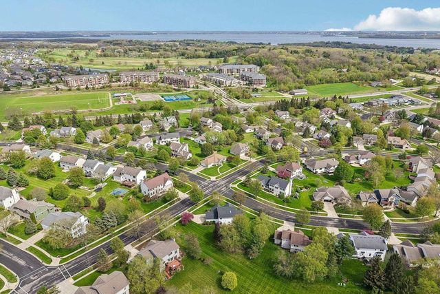 5501 Sandhill Drive, Middleton, WI 53562