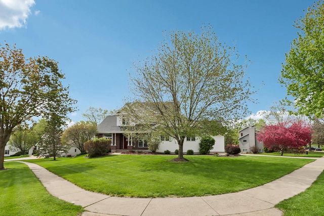 5501 Sandhill Drive, Middleton, WI 53562