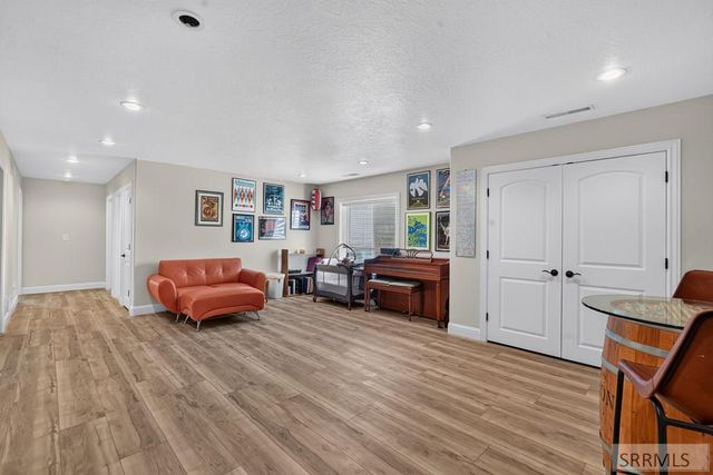 3299 Lundburg Lane, Pocatello, ID 83204