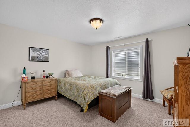 3299 Lundburg Lane, Pocatello, ID 83204