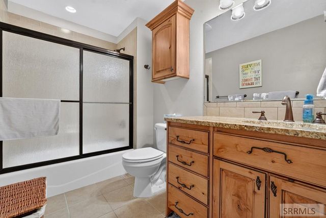 3299 Lundburg Lane, Pocatello, ID 83204