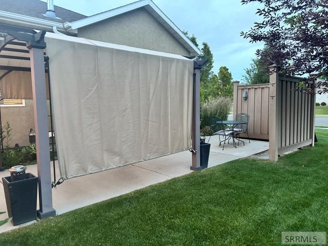 3299 Lundburg Lane, Pocatello, ID 83204