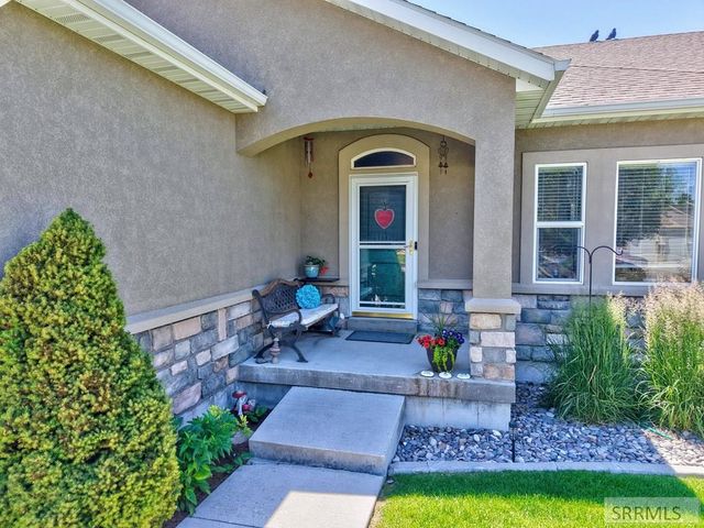 3299 Lundburg Lane, Pocatello, ID 83204