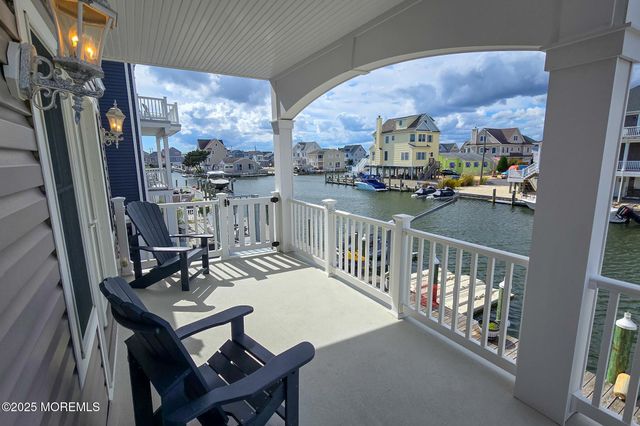 417 Delray Drive, Lavallette, NJ 08735