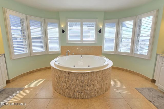 417 Delray Drive, Lavallette, NJ 08735