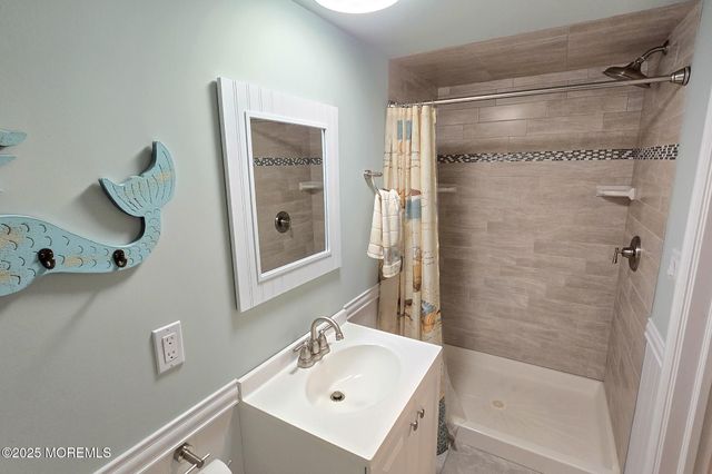 417 Delray Drive, Lavallette, NJ 08735