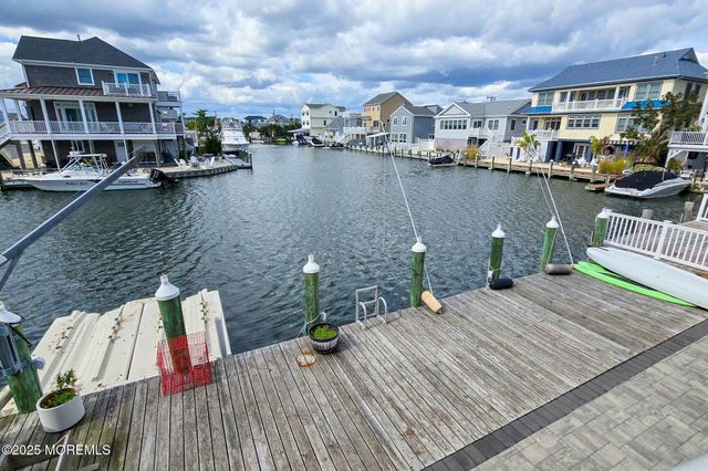 417 Delray Drive, Lavallette, NJ 08735
