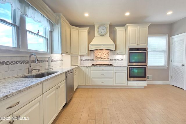 417 Delray Drive, Lavallette, NJ 08735